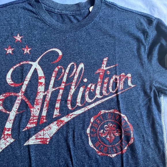 Affliction Men's Dark Blue and Red Graphic Tee - Picture 2 of 6